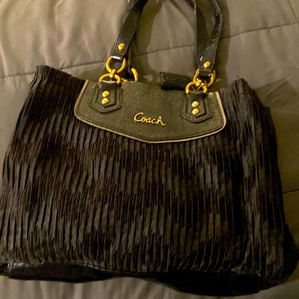 Coach shoulder bag